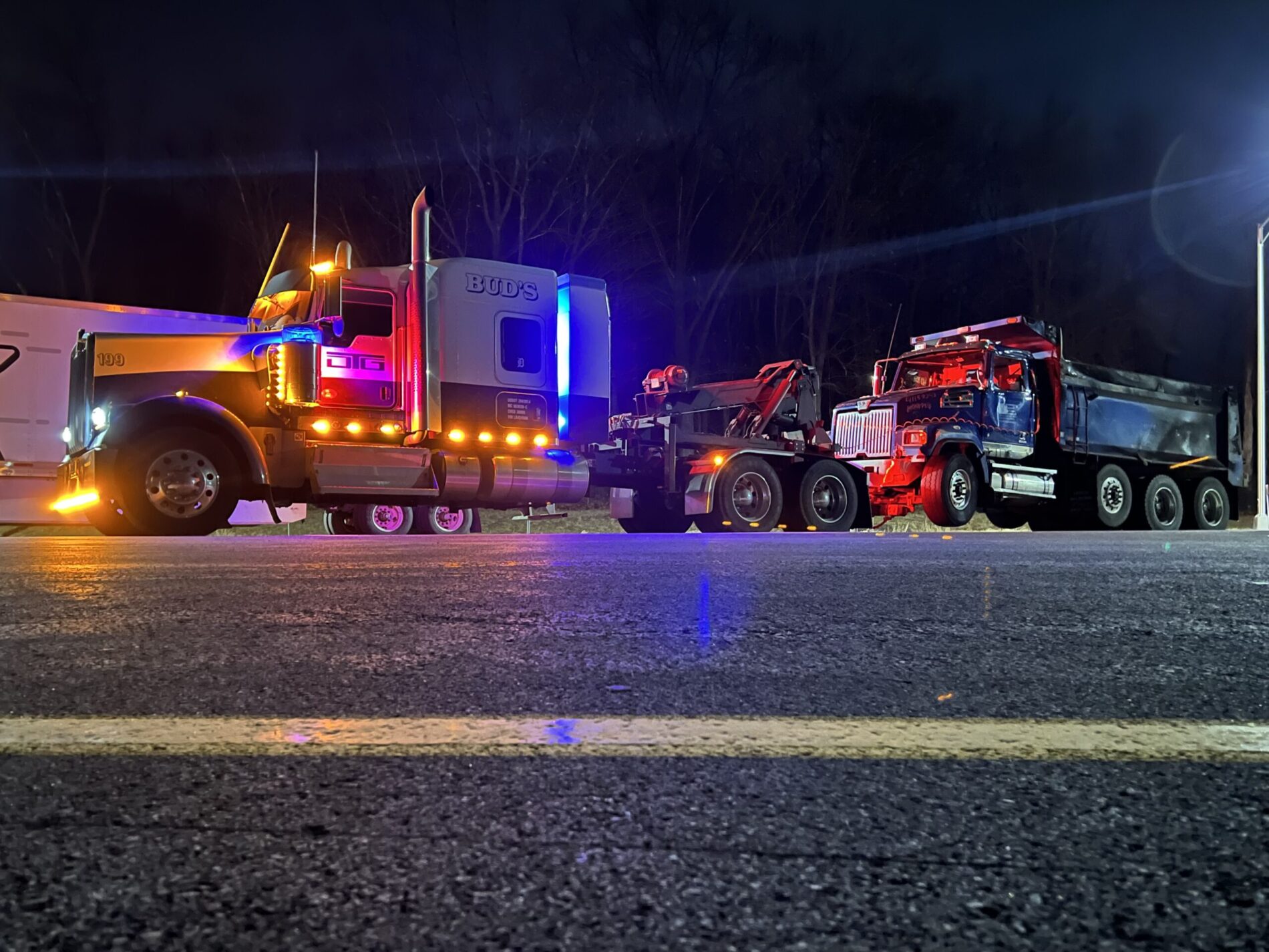 Heavy Duty Towing in detroit